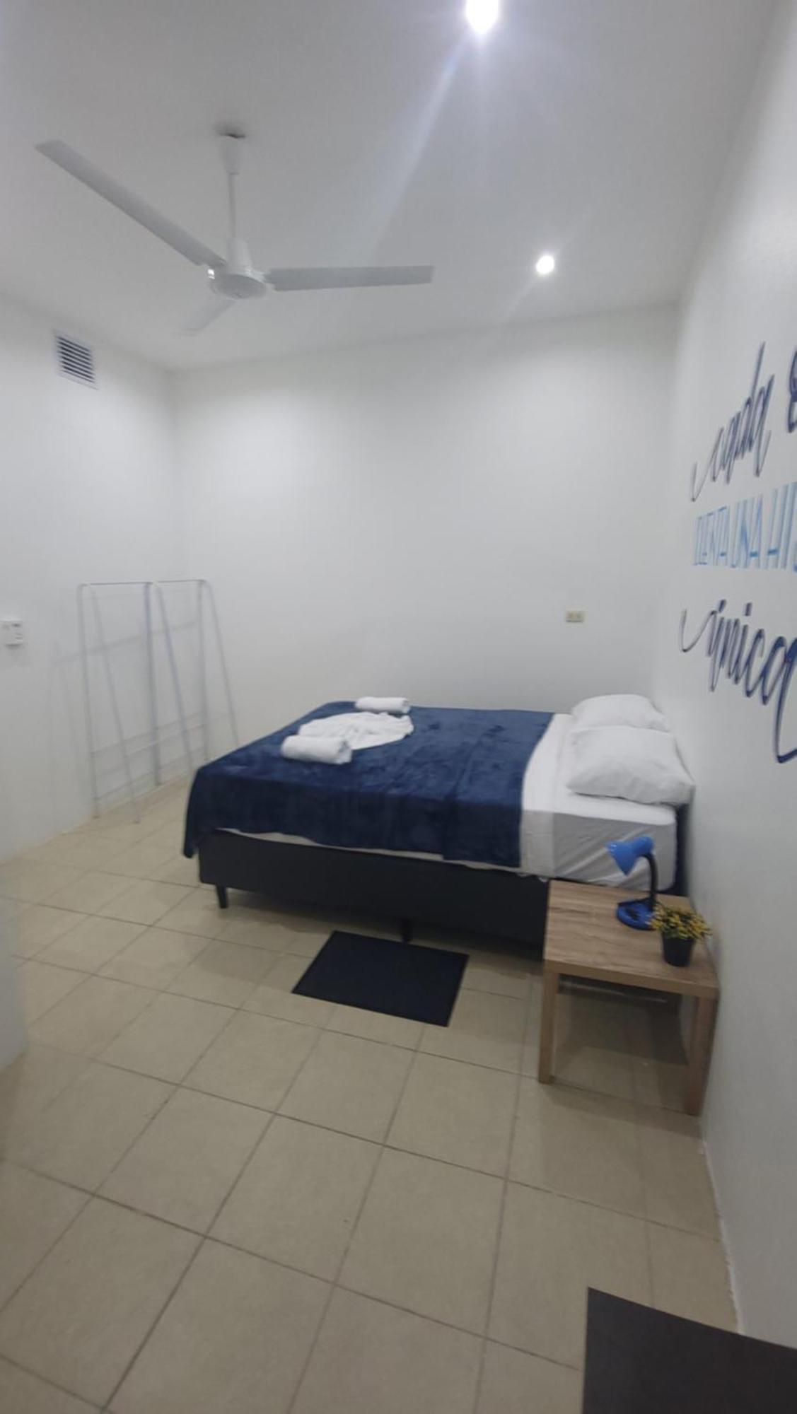 Surfo House Hotel & Hostel Tamarindo Dış mekan fotoğraf