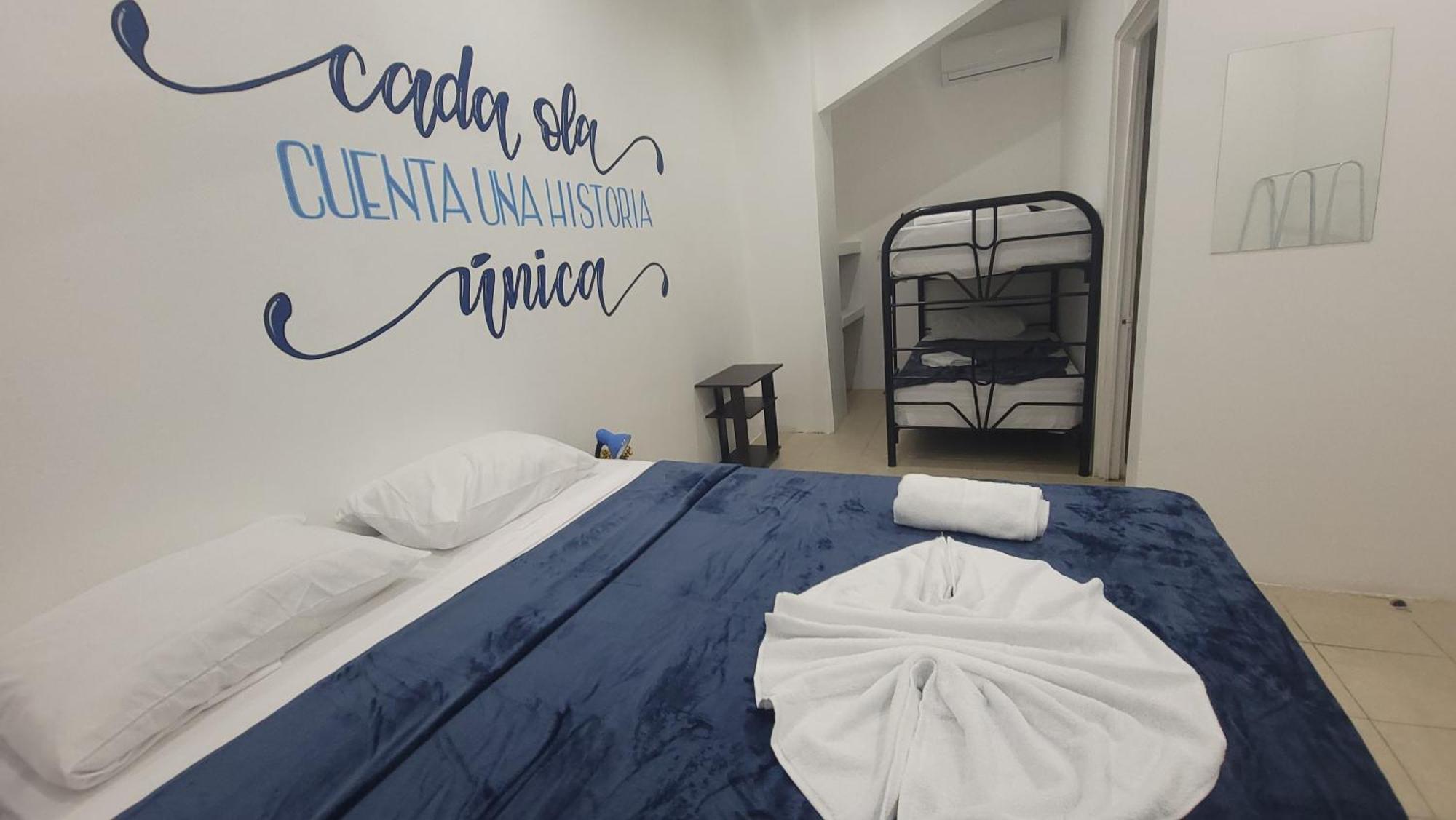Surfo House Hotel & Hostel Tamarindo Dış mekan fotoğraf