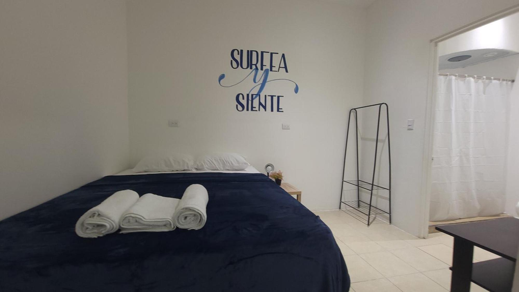 Surfo House Hotel & Hostel Tamarindo Dış mekan fotoğraf