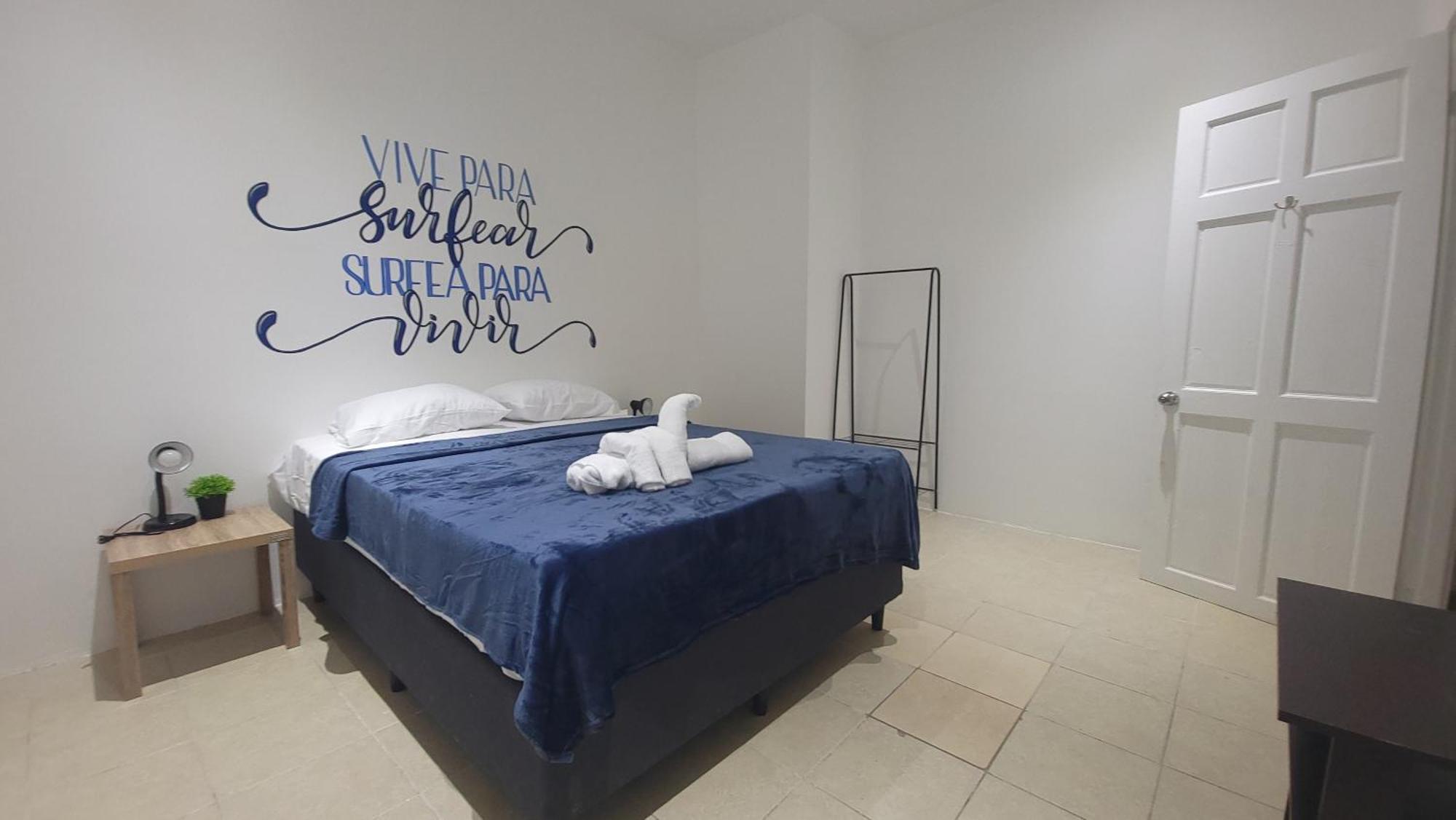 Surfo House Hotel & Hostel Tamarindo Dış mekan fotoğraf