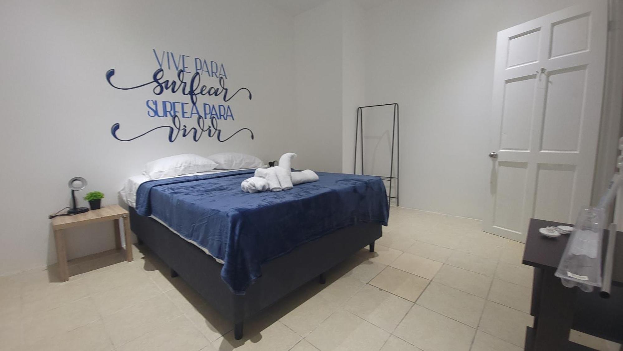 Surfo House Hotel & Hostel Tamarindo Dış mekan fotoğraf