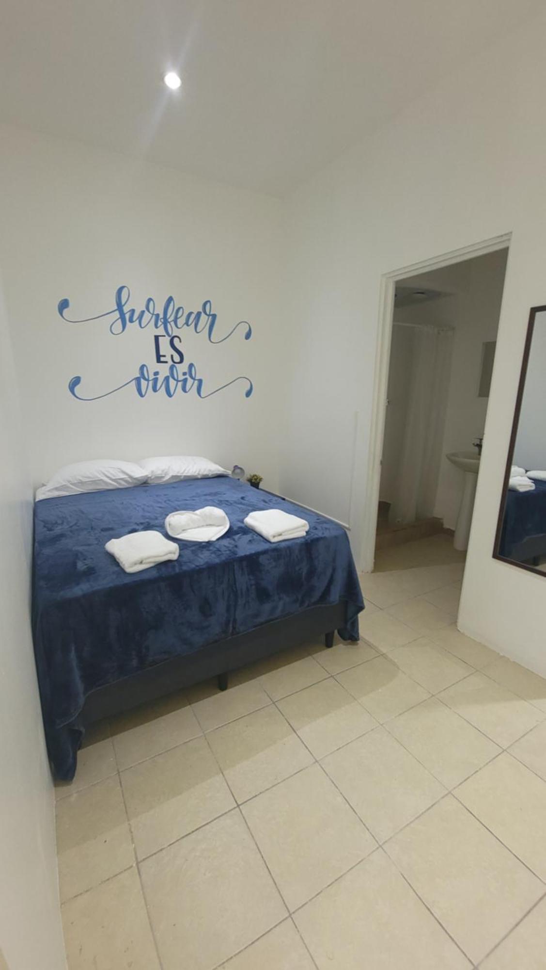 Surfo House Hotel & Hostel Tamarindo Dış mekan fotoğraf