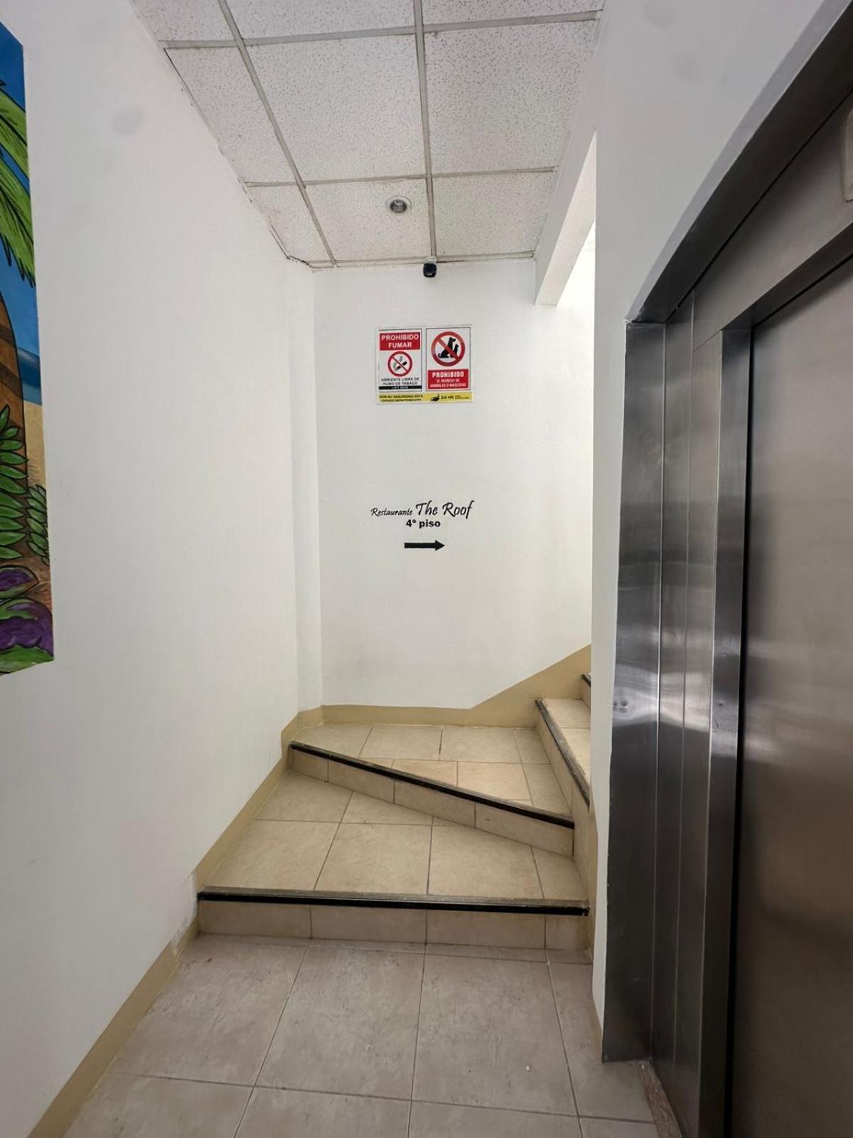 Surfo House Hotel & Hostel Tamarindo Dış mekan fotoğraf