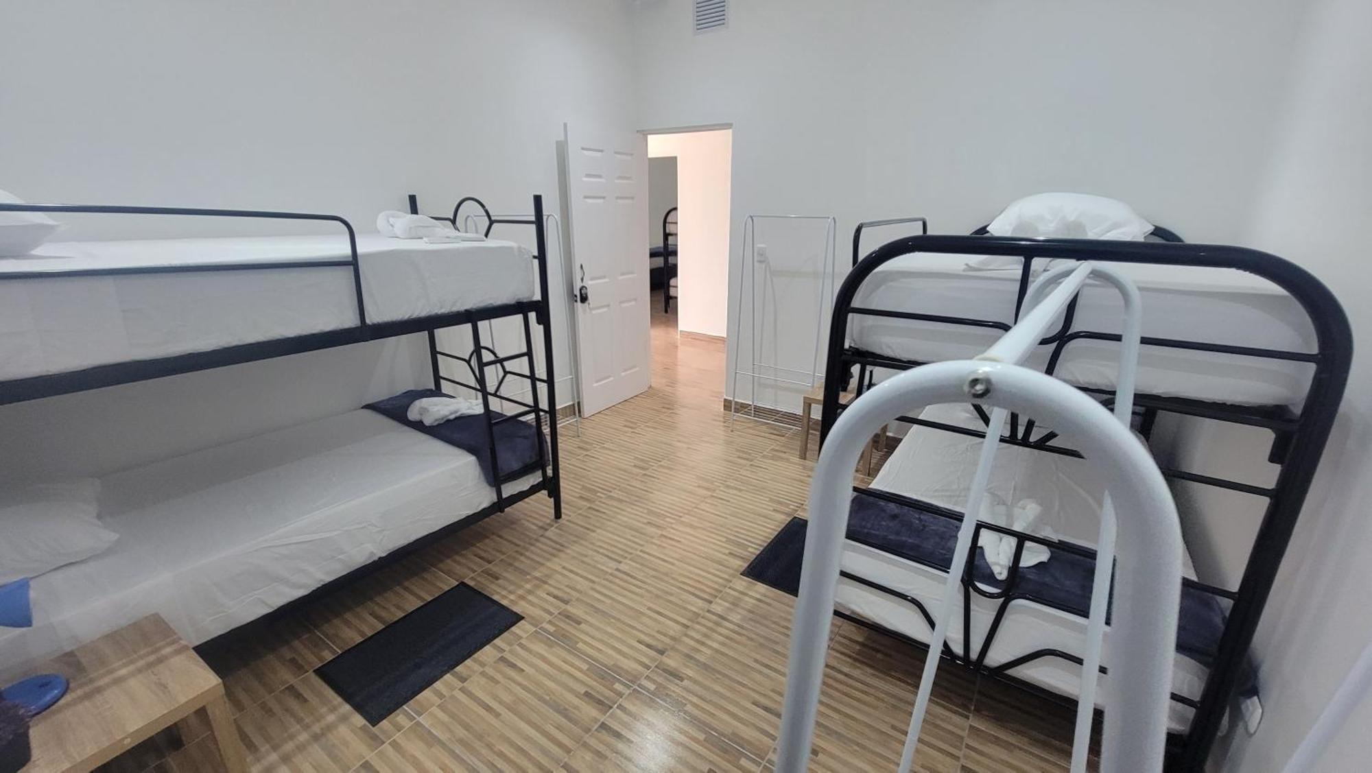Surfo House Hotel & Hostel Tamarindo Dış mekan fotoğraf