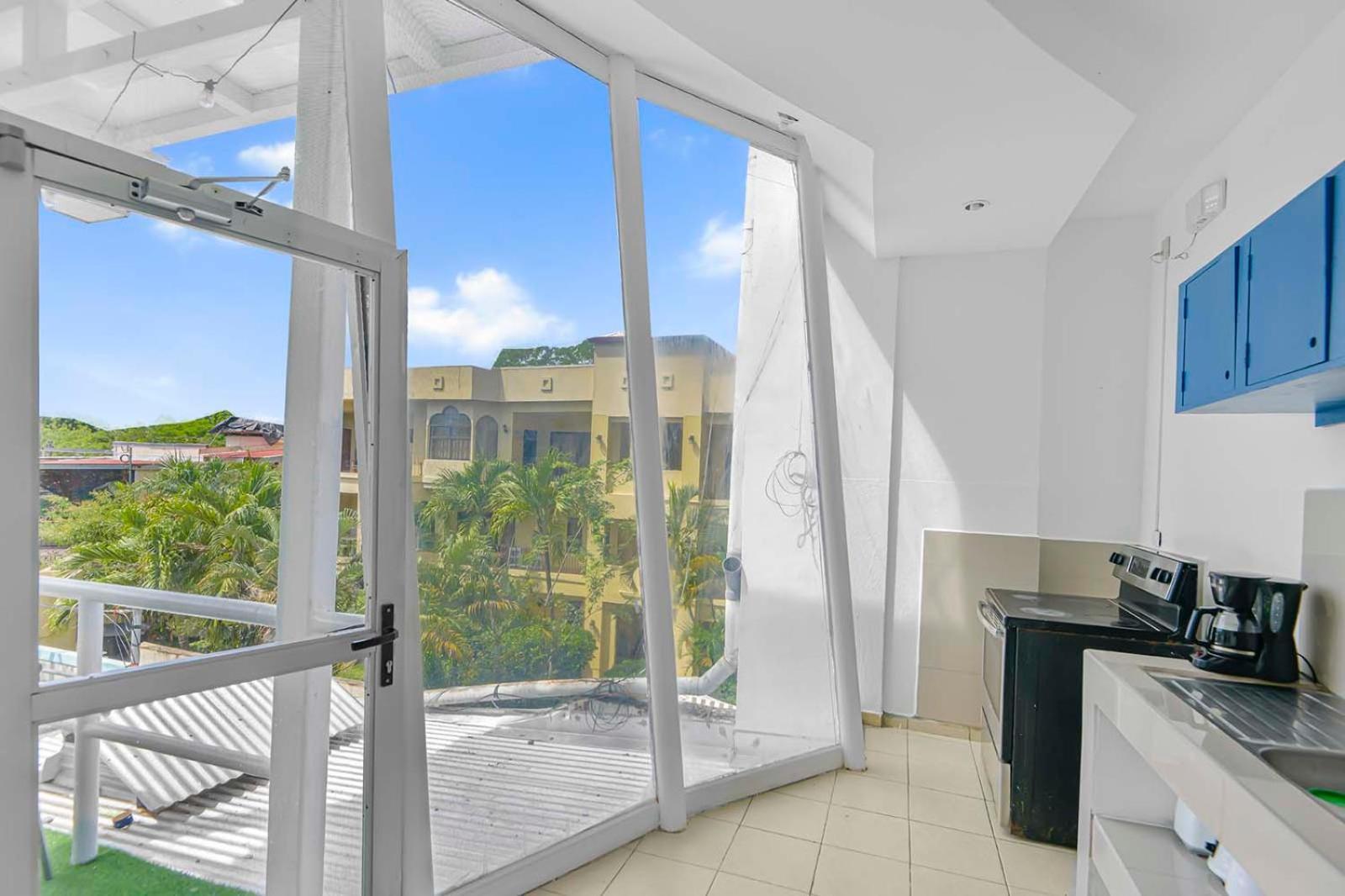 Surfo House Hotel & Hostel Tamarindo Dış mekan fotoğraf