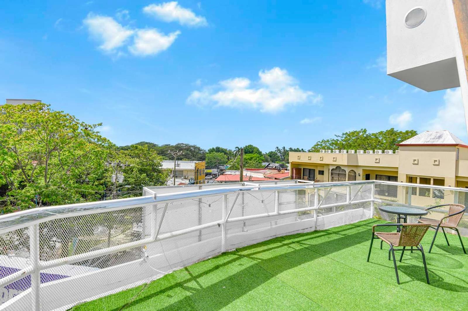 Surfo House Hotel & Hostel Tamarindo Dış mekan fotoğraf