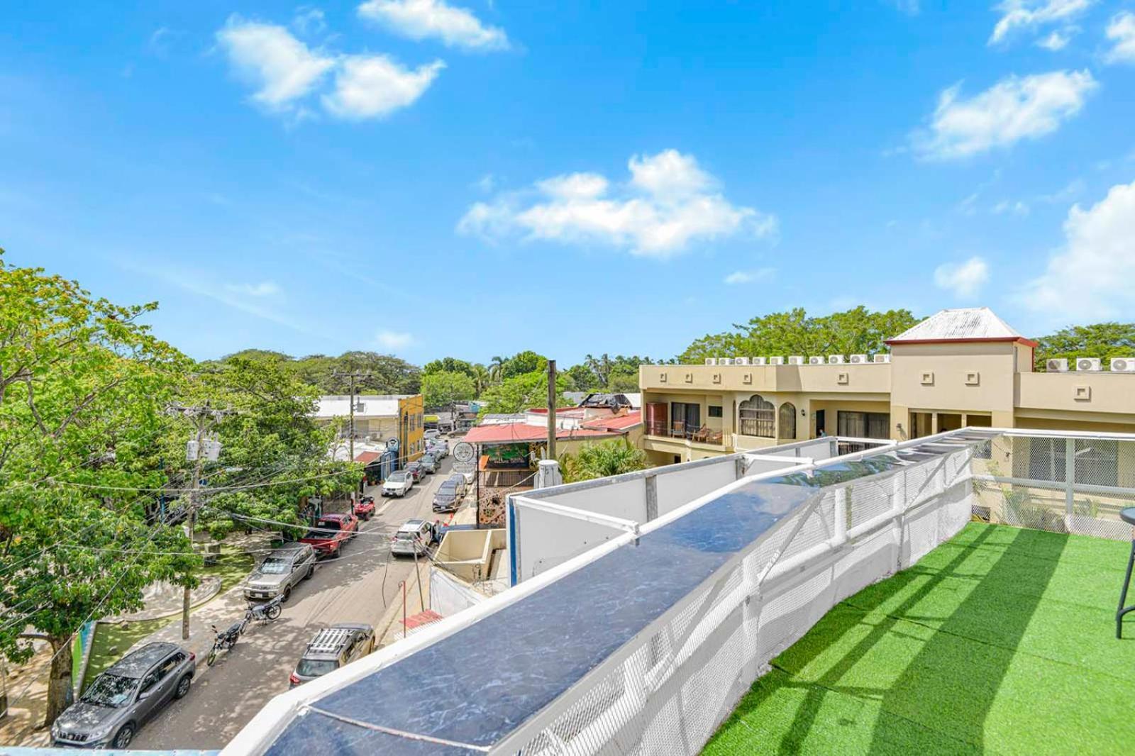 Surfo House Hotel & Hostel Tamarindo Dış mekan fotoğraf